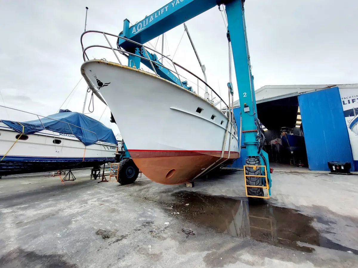 Steel Motorboat Motor yacht 1695