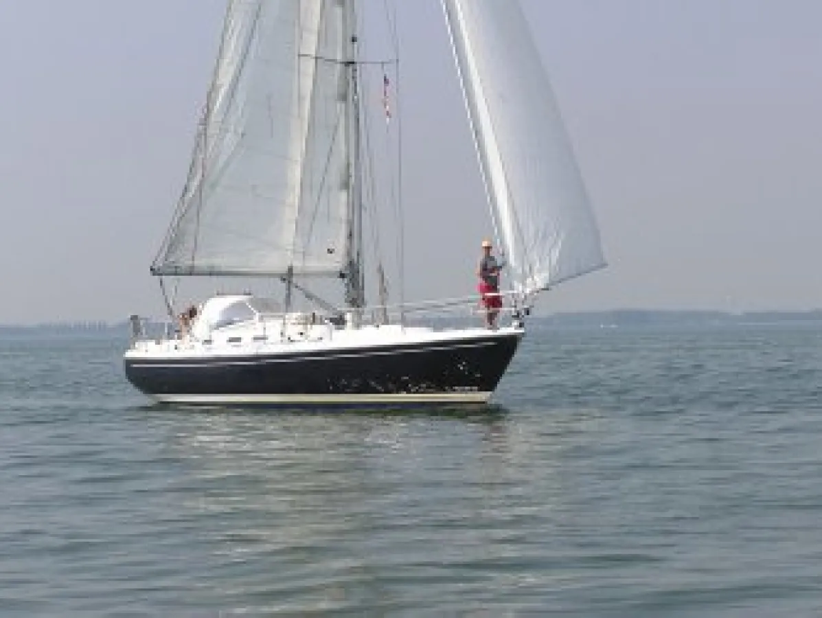 Polyester Sailboat Victoire 11.22