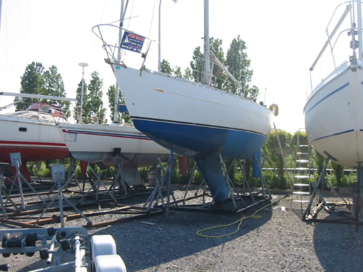 Polyester Sailboat Heritage USA