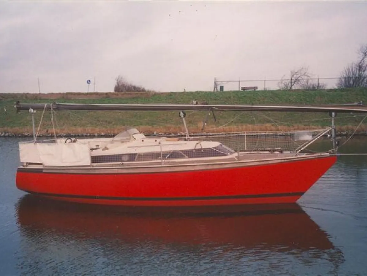 Polyester Sailboat Dehler Duetta