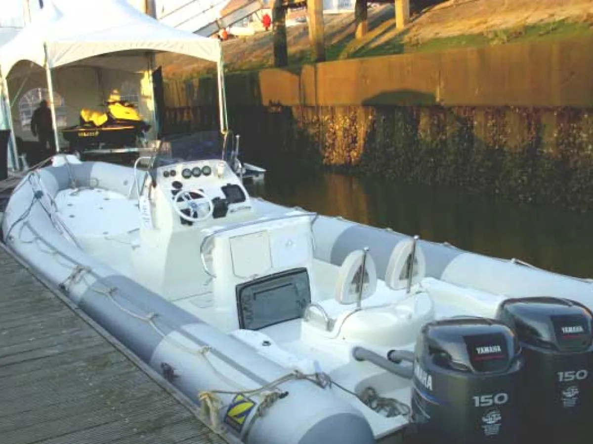 Polyester RIB Zodiac 850 Pro Shark