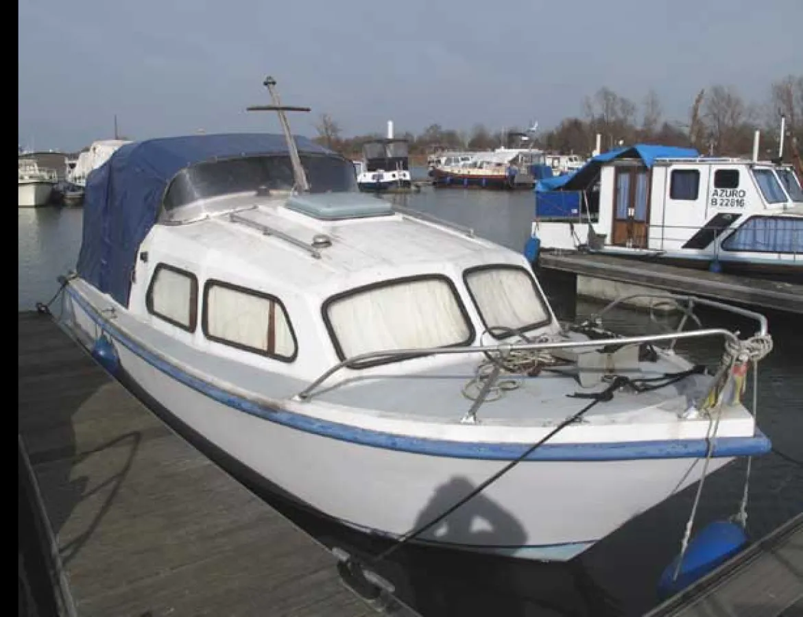 Polyester Motorboat Waterland 700