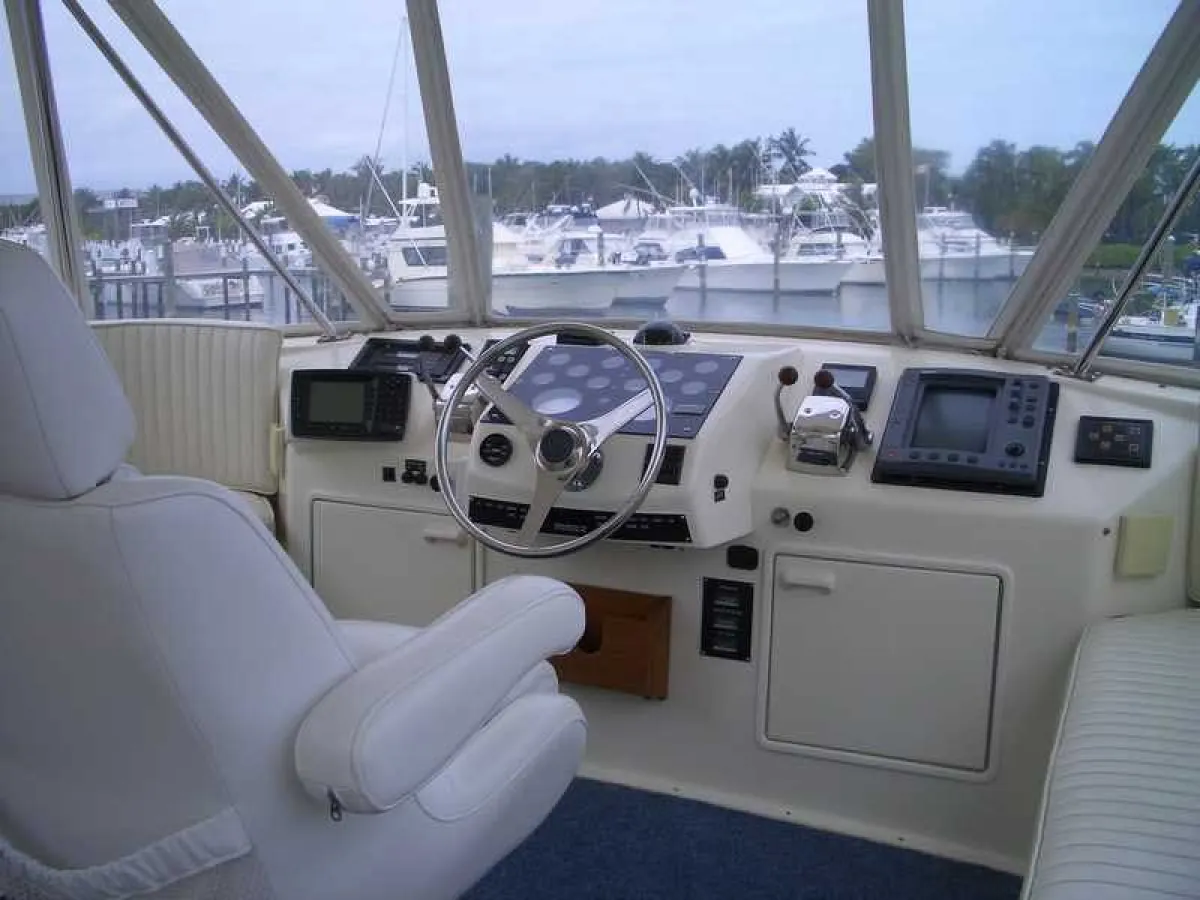 Polyester Motorboat Ocean Yachts 48