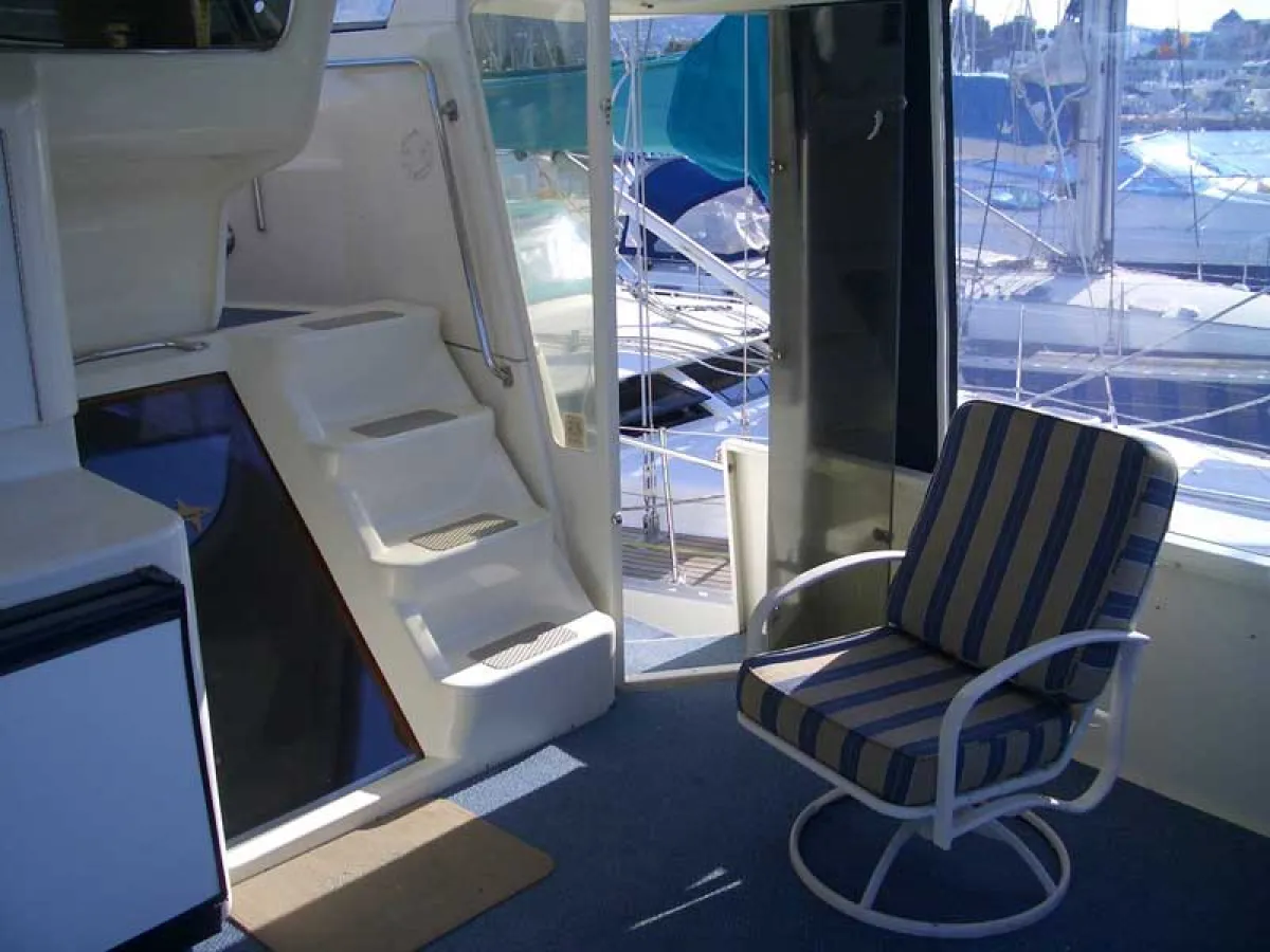 Polyester Motorboat Ocean Yachts 48