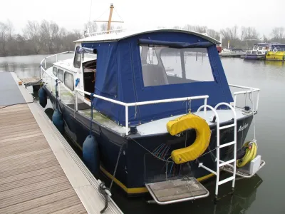 Steel Motorboat Hoboken Kruiser Photo 3