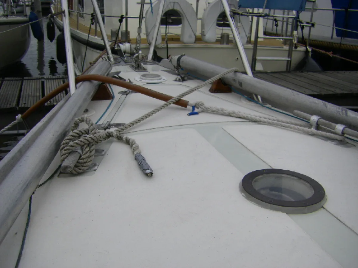 Polyester Sailboat Spirit 28