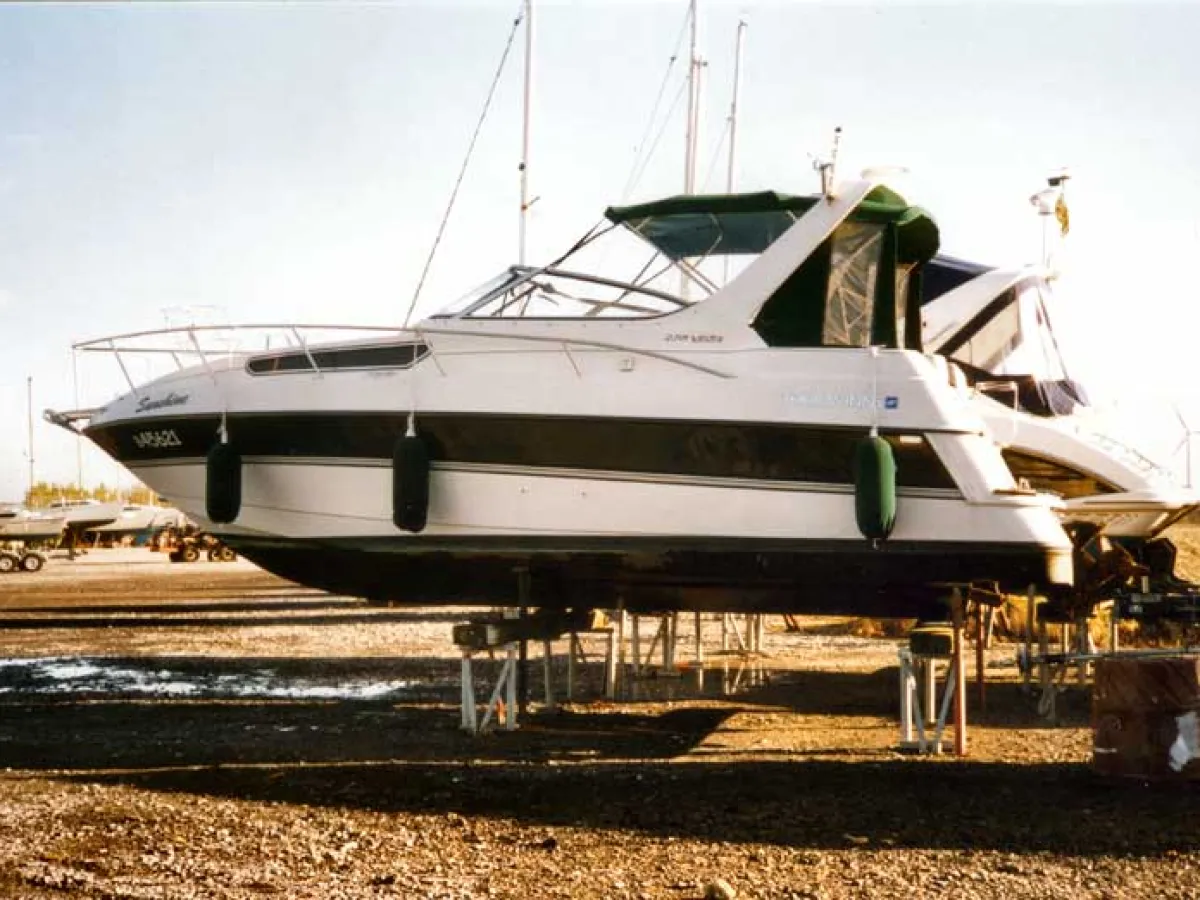 Polyester Speedboat Four Winns 278