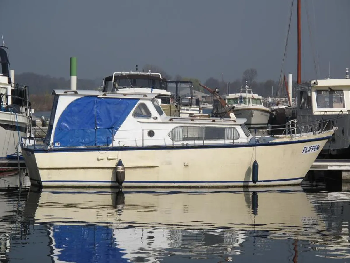 Steel Motorboat Curtevenne 