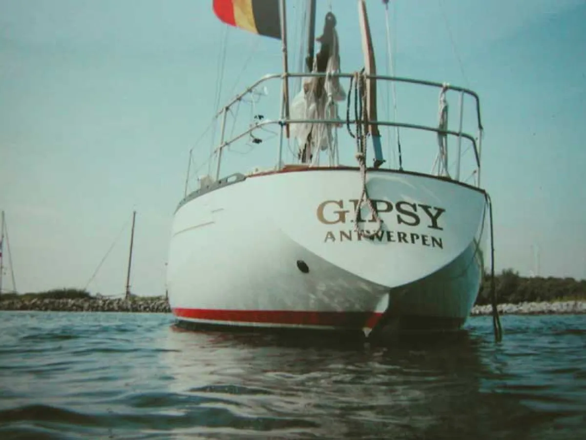 Polyester Sailboat Mirage 28