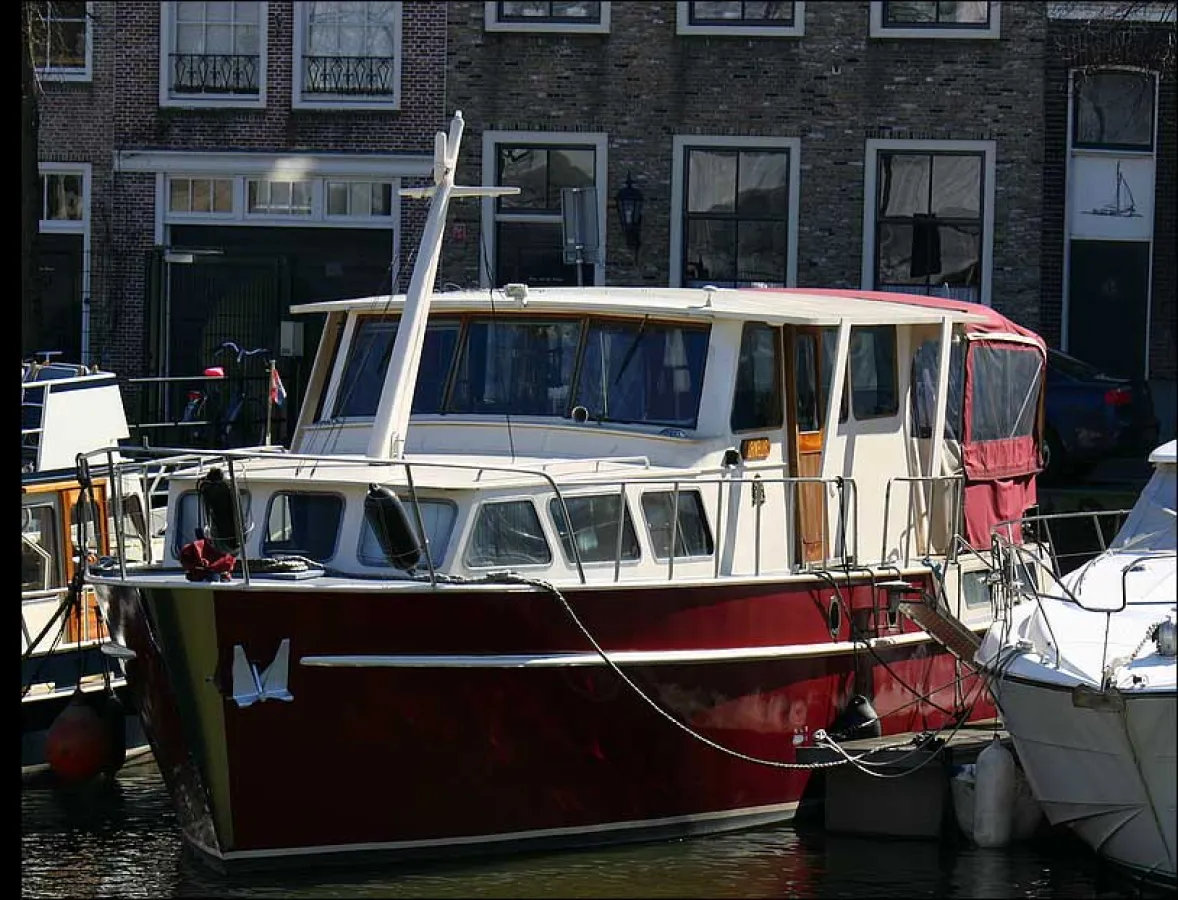 Steel Motorboat Motor cruiser Staal