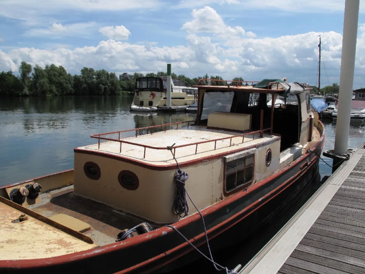 Acier Bateau de travail Bateau de travail Ex-directievaartuig