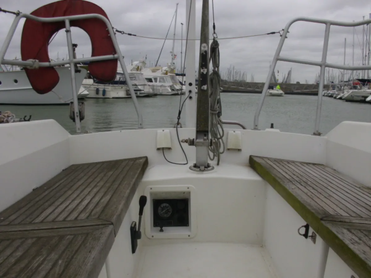 Polyester Sailboat Etap 30