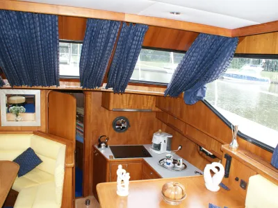 Steel Motorboat Pacific Allure 136 Photo 5