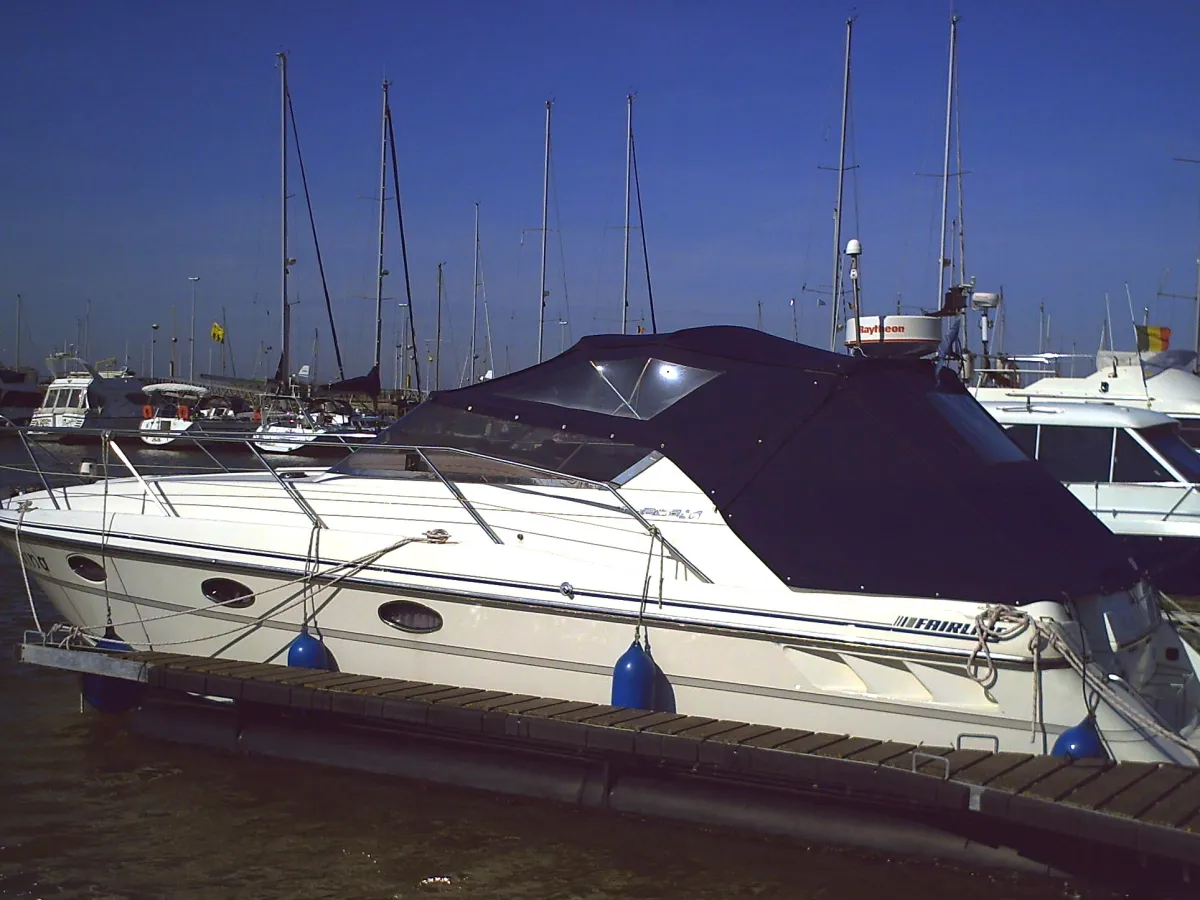 Polyester Motorboat Fairline TARGA 30-33