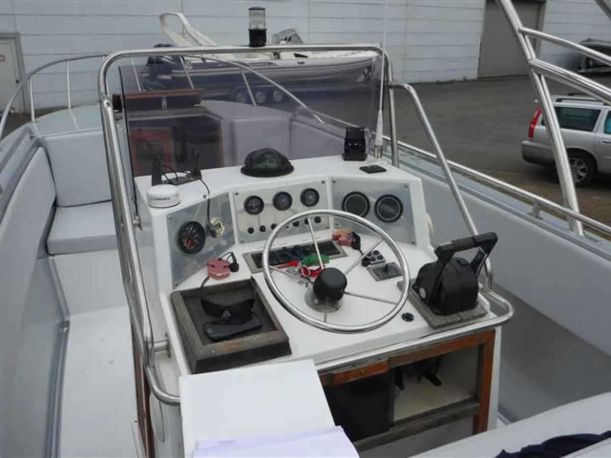 Polyester Speedboat Wellcraft 30