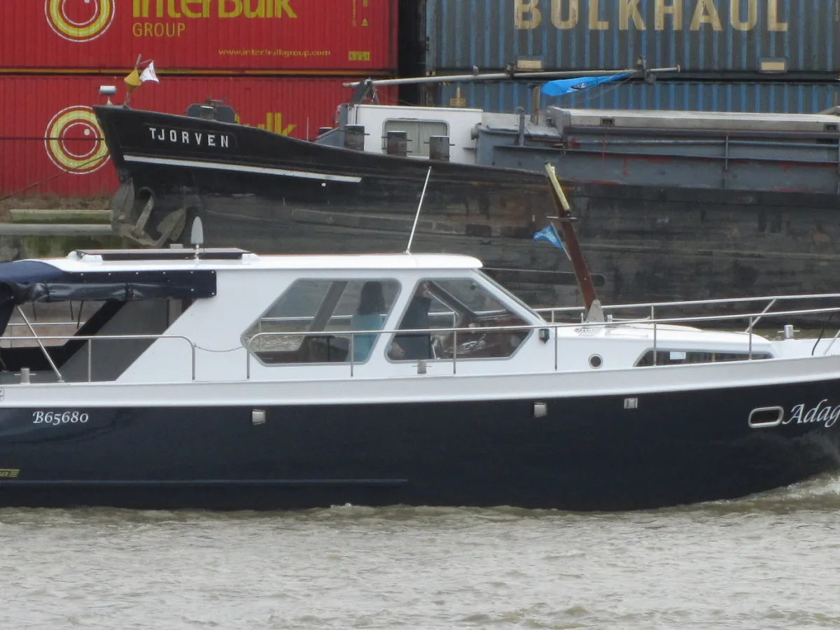 Steel Motorboat Valkkruiser 1030 AK