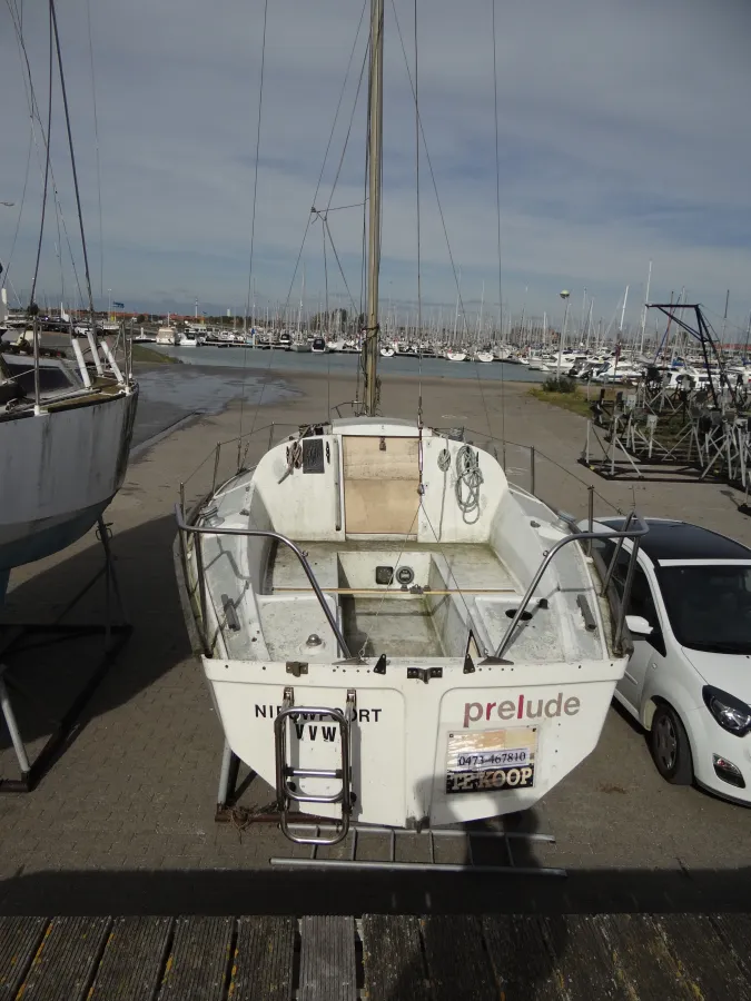 Polyester Sailboat Challenger 24