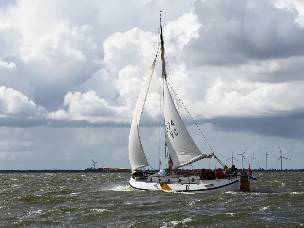 Steel Sailboat De Boer Lemsteraak 9.10