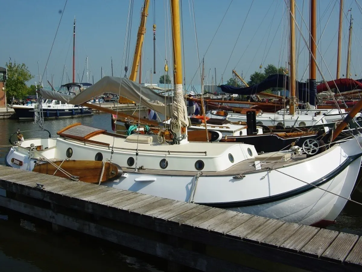 Steel Sailboat De Boer Lemsteraak 9.10