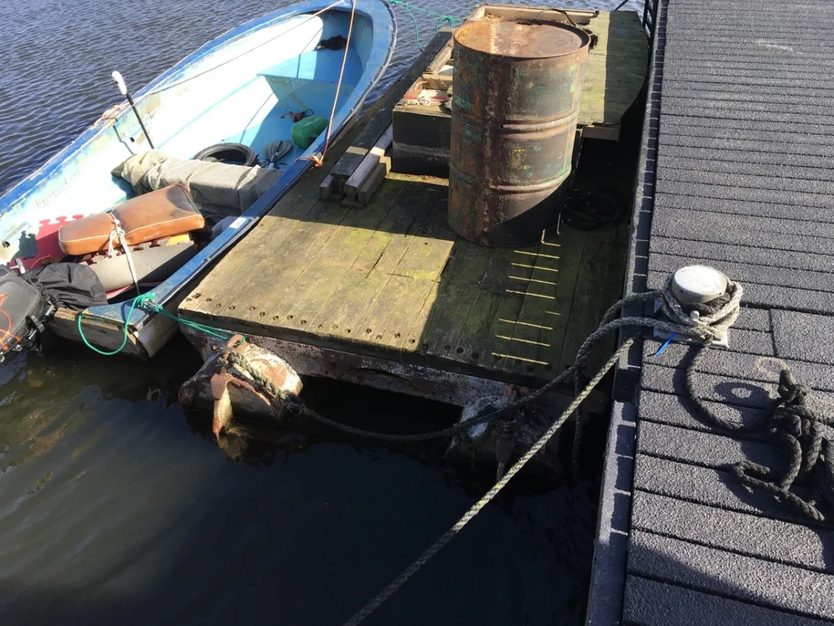 Steel Budgetboat Grachtenboot Vlot