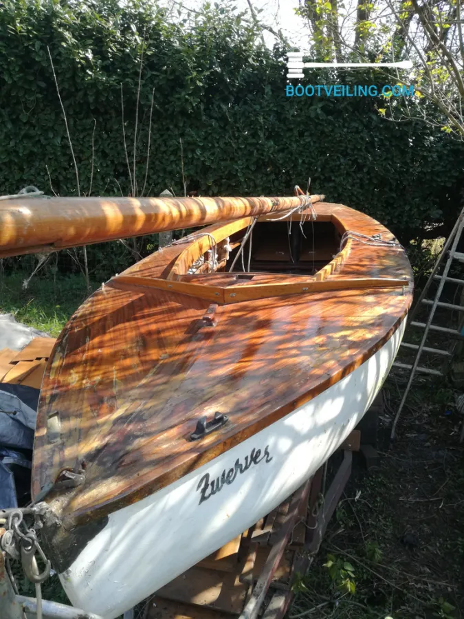 Wood Open zeilboot Chat 16