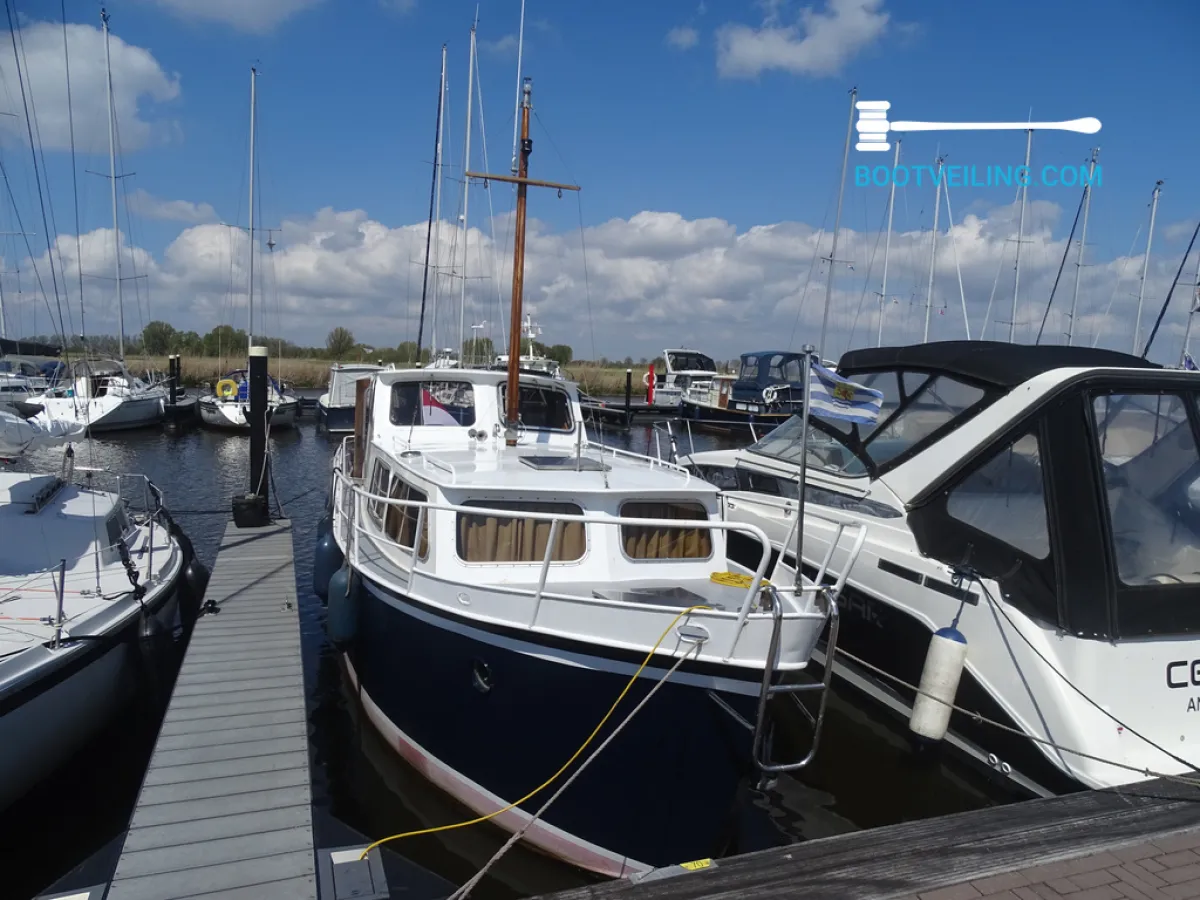 Steel Motorboat Dreamship Kruiser