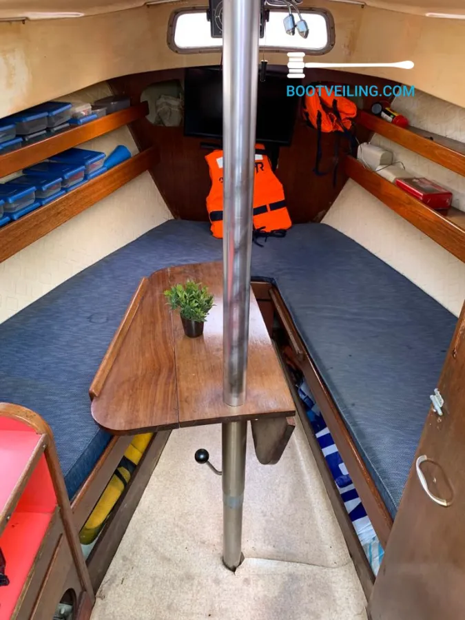 Polyester Sailboat Van de Stadt 710