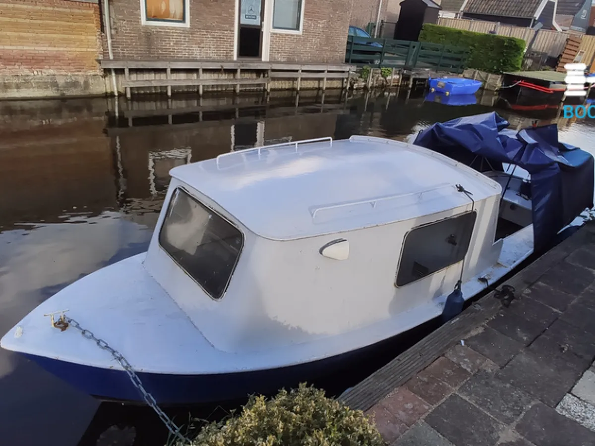 Steel Open motorboot Motorboat 20