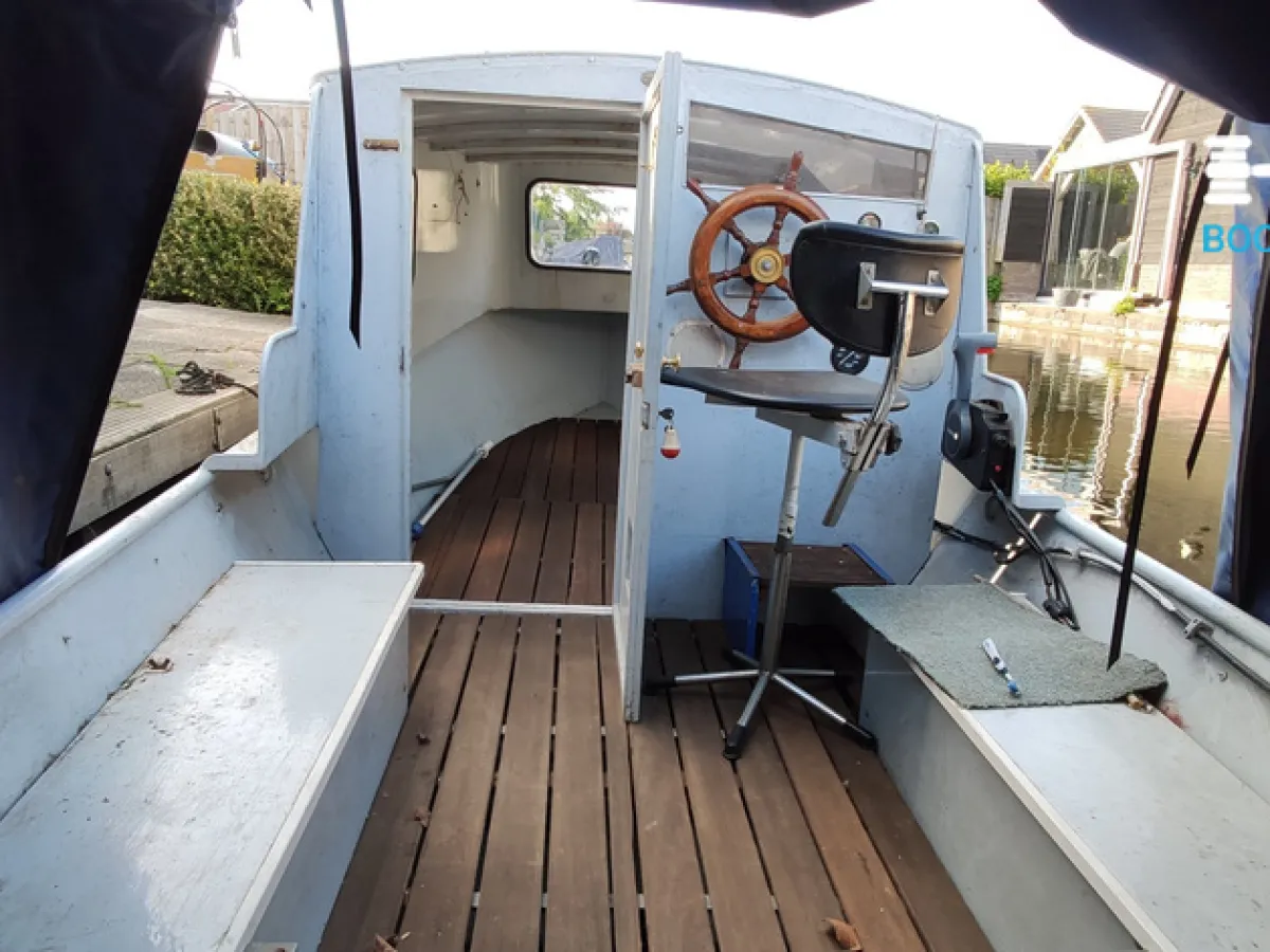 Steel Open motorboot Motorboat 20