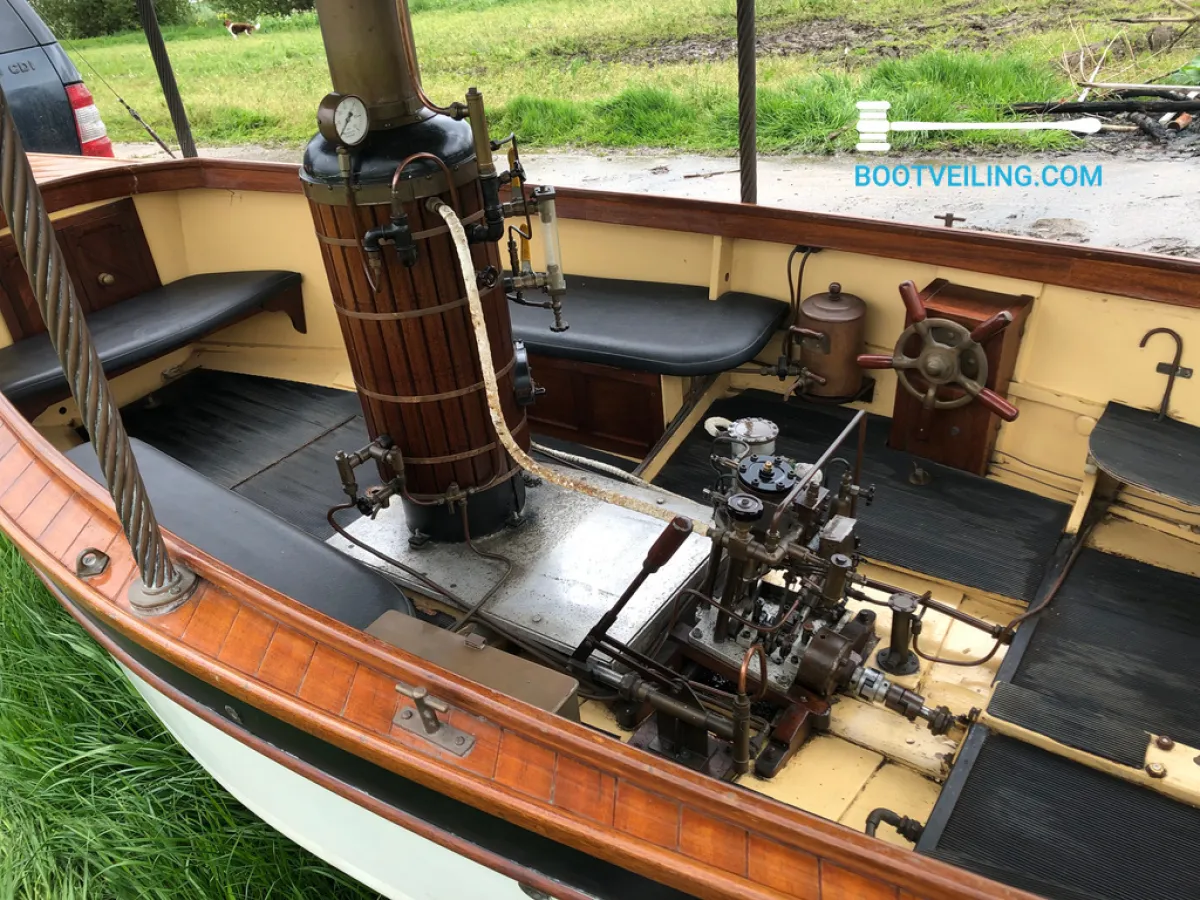 Wood Sloop Steamboat 12