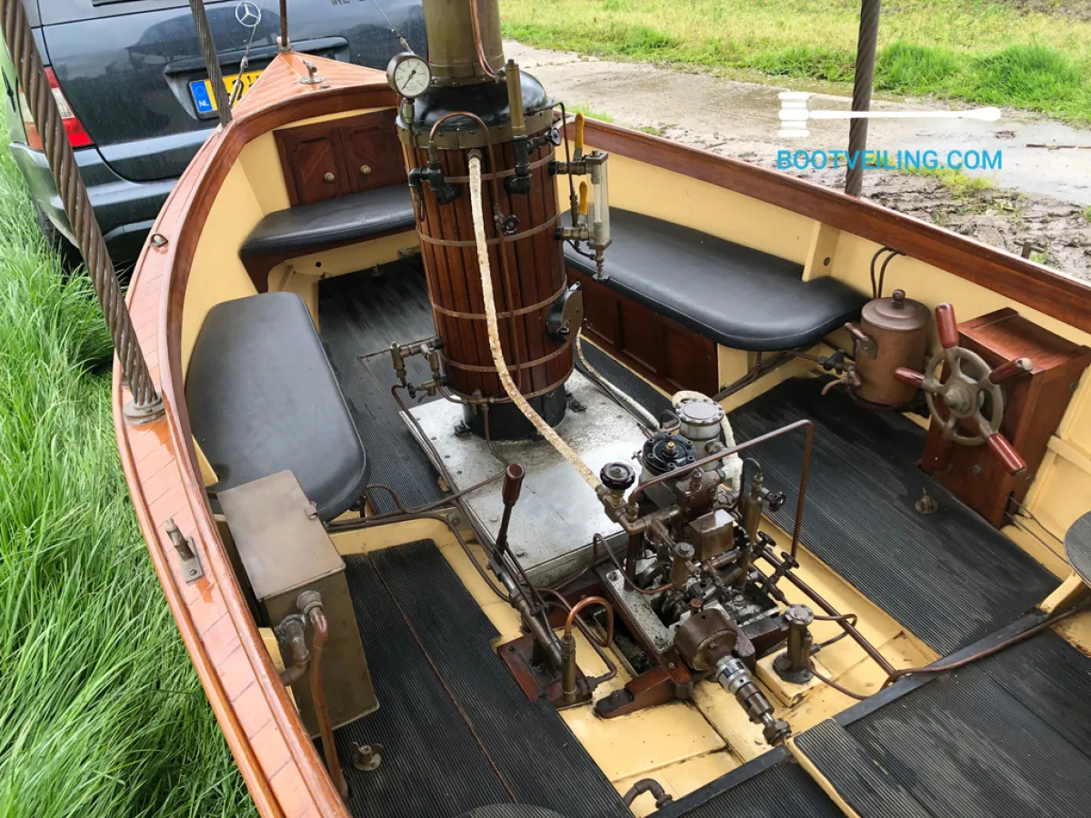 Wood Sloop Steamboat 12