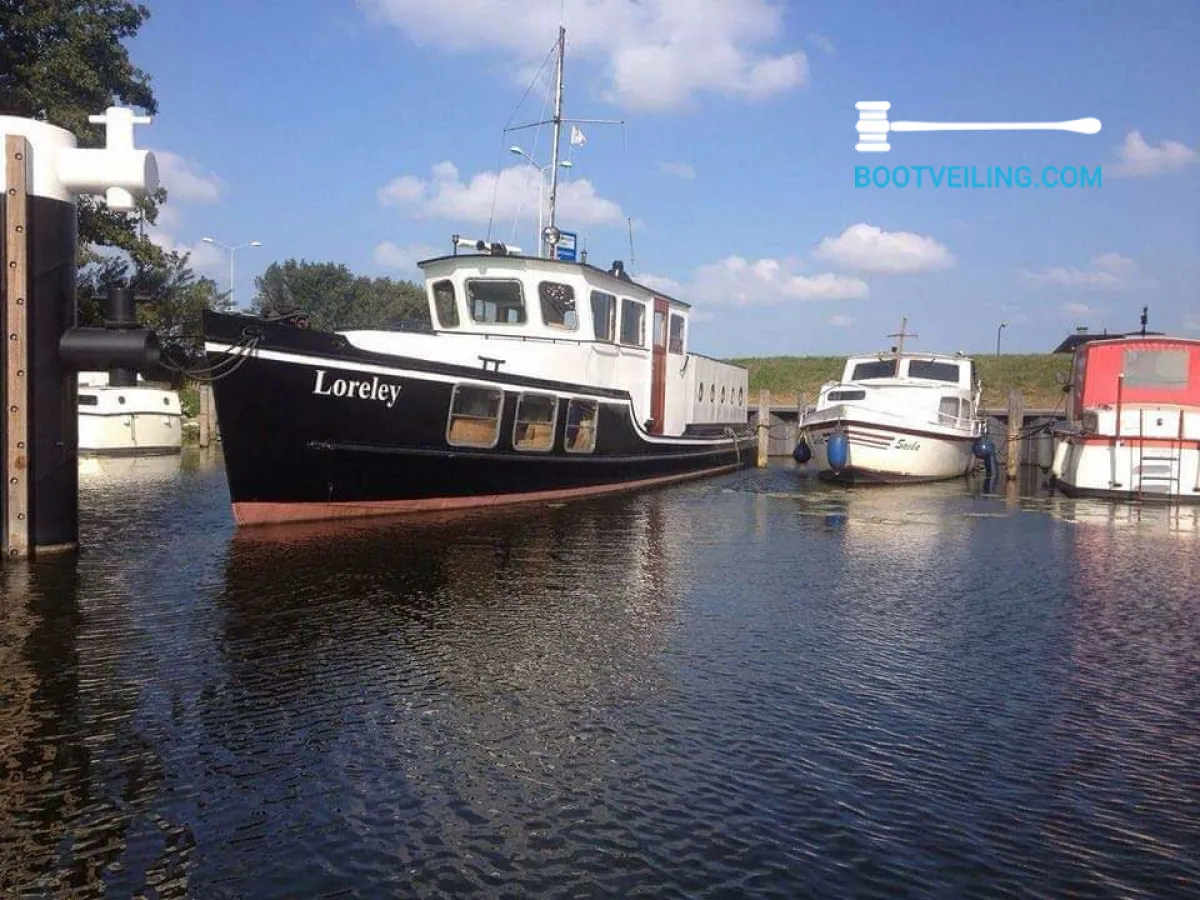 Steel Motorboat Houseboat 57 (Varend)