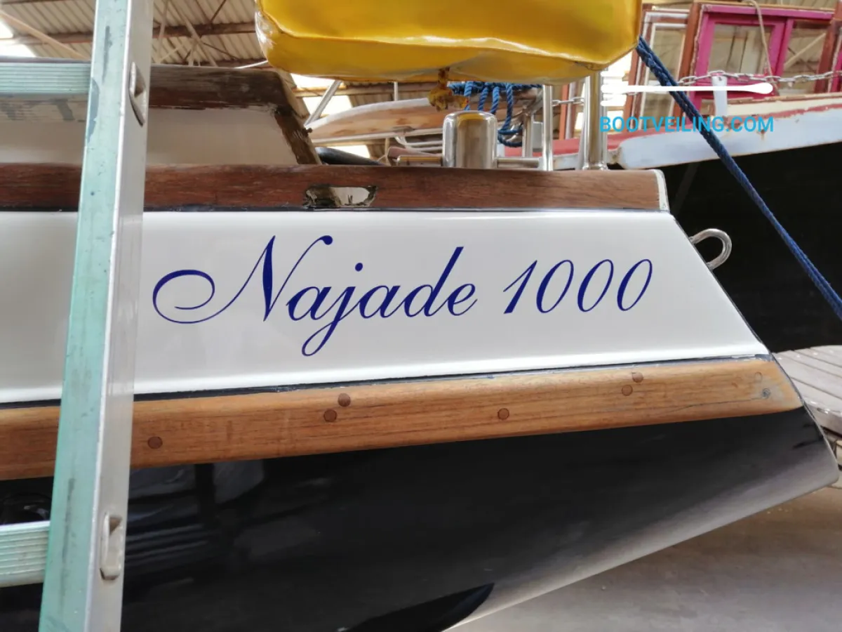 Polyester Sailboat Najade 1000