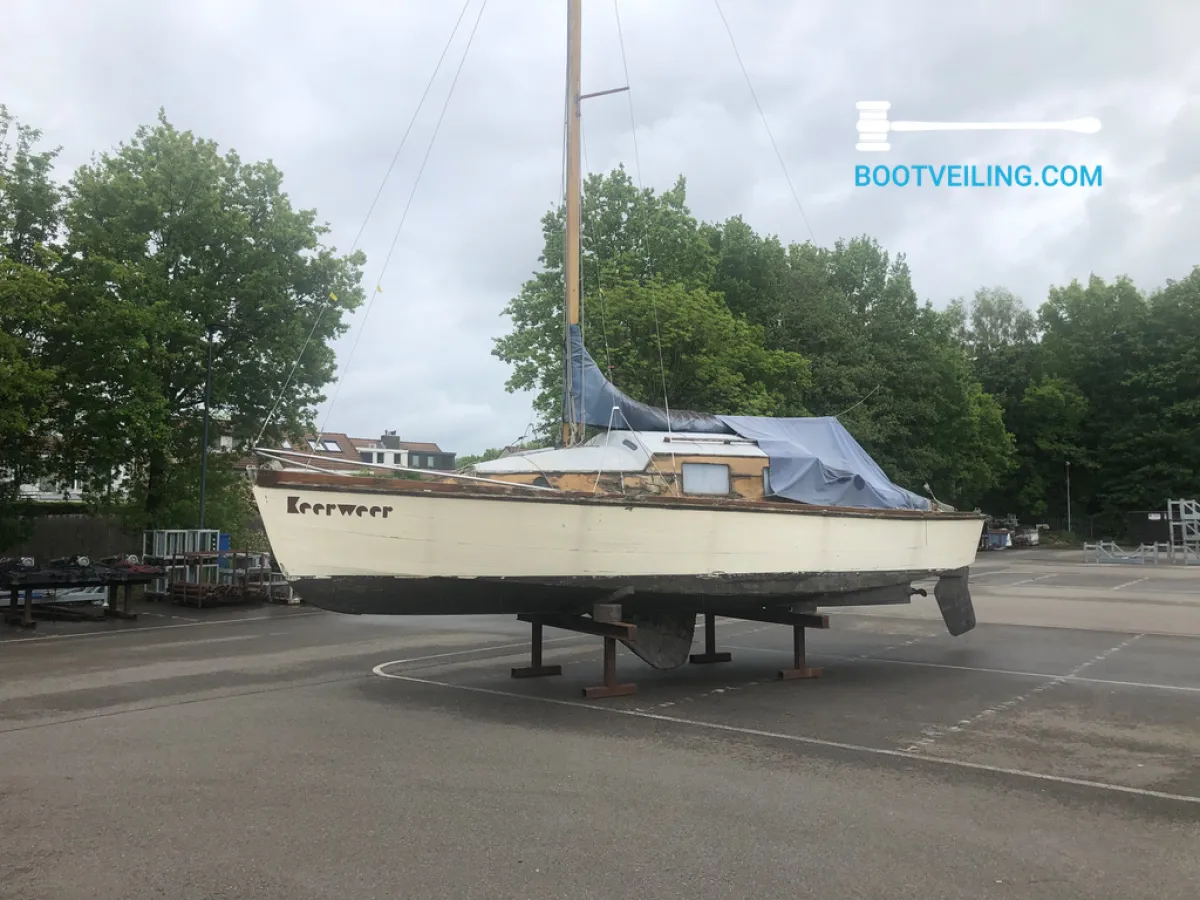 Wood Budgetboat Cabin sailboat 30