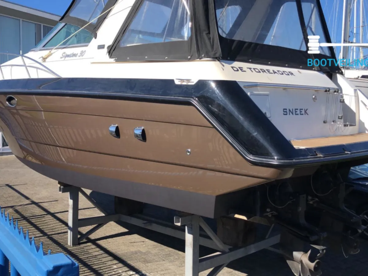 Polyester Motorboat Chaparral Signature 30