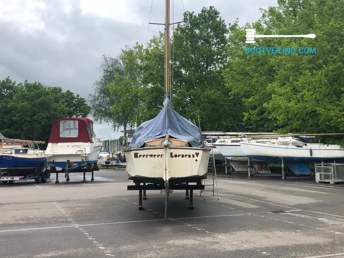 Wood Budgetboat Cabin sailboat 30