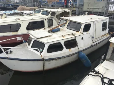 Grachtenboot Motorboot