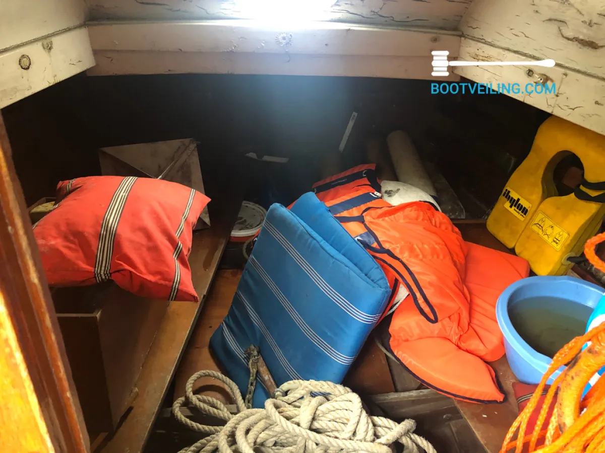 Wood Budgetboat Cabin sailboat 30