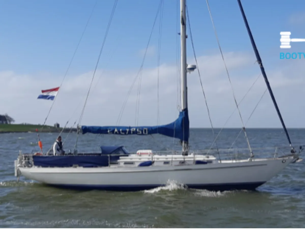 Polyester Sailboat Frans Maas Hawk 42