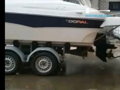 Polyester Speedboat Doral Escape 210 Photo 9