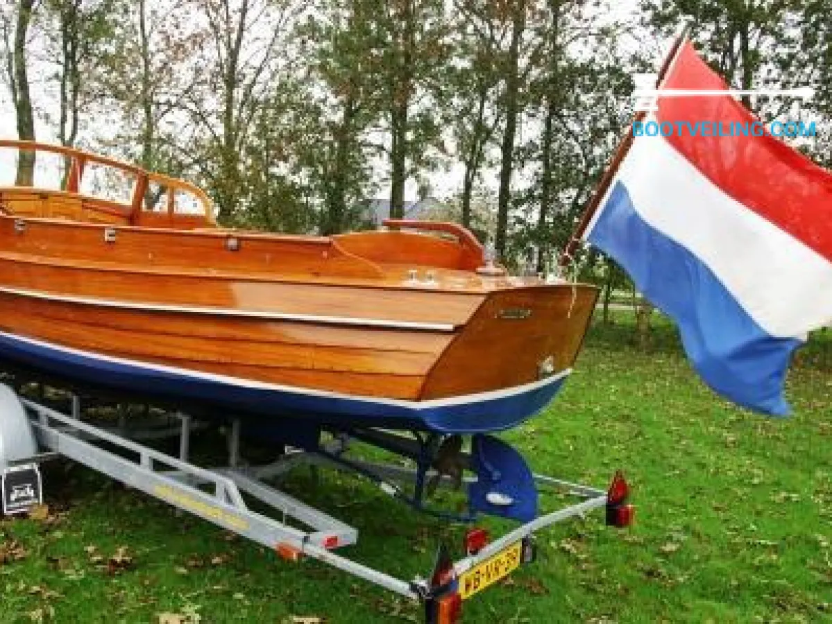 Wood Motorboat Pettersson Salonboot