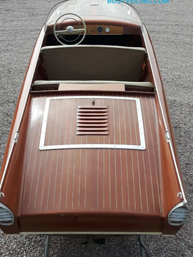 Wood Speedboat Schneider Monsun