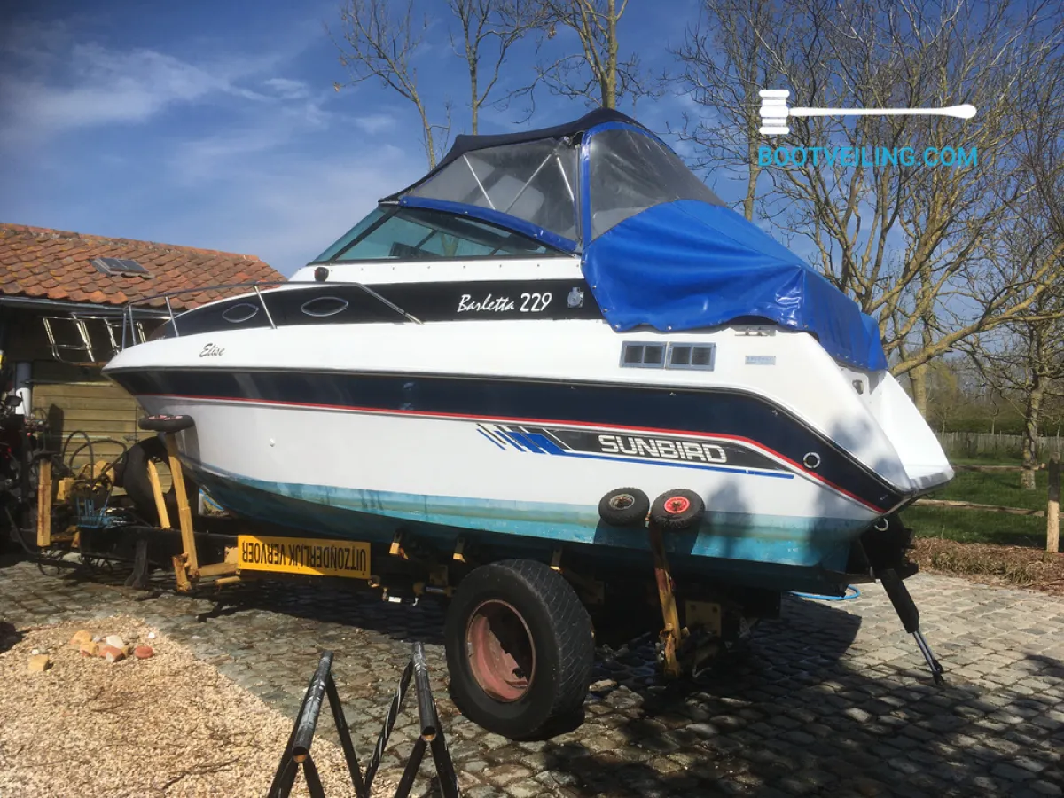 Polyester Speedboat Sunbird Barletta 229