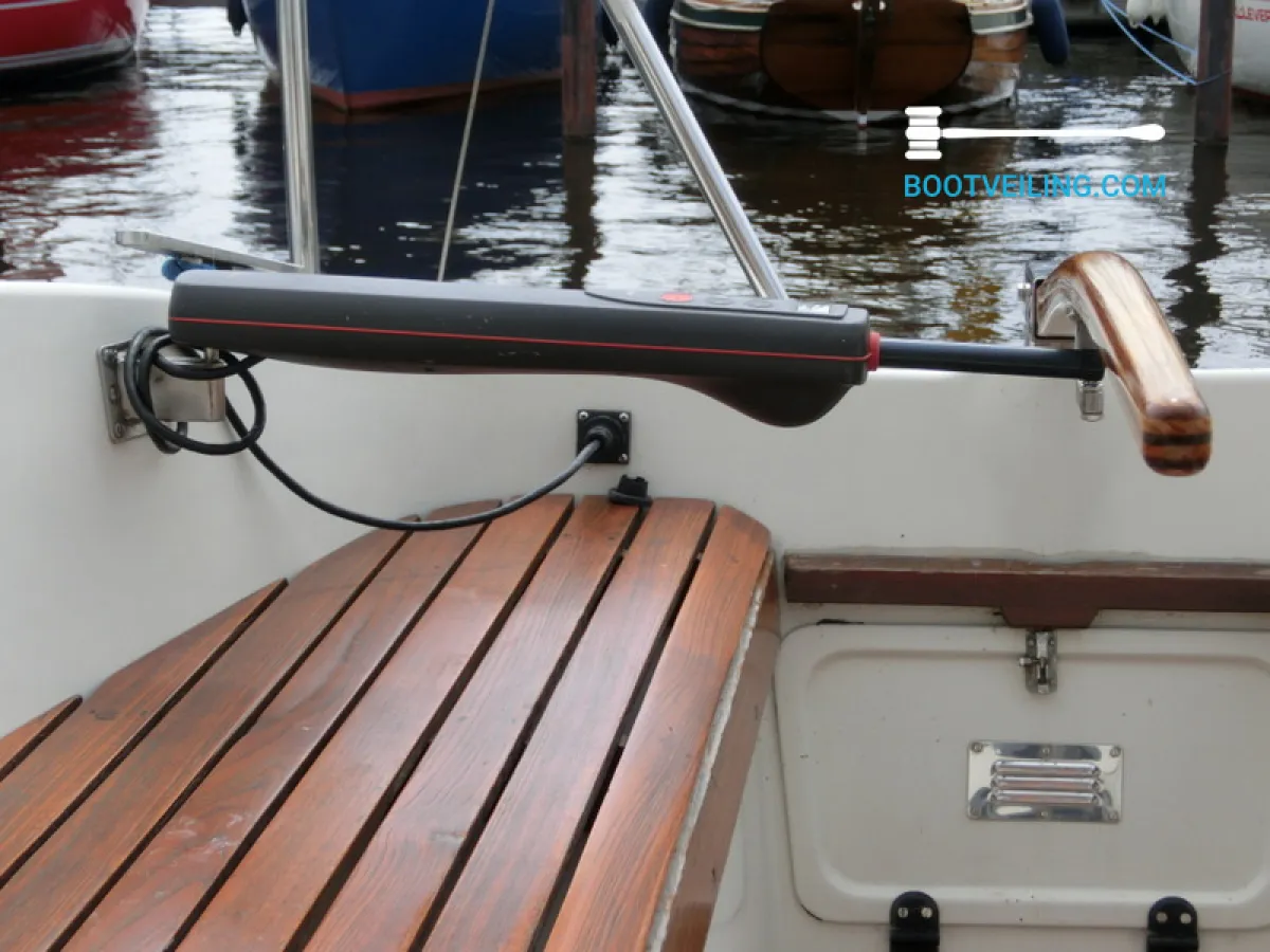 Polyester Sailboat Kievit 820