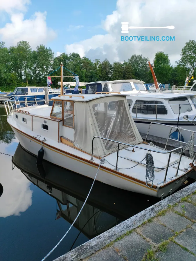 Polyester Motorboat Kimkieler 26