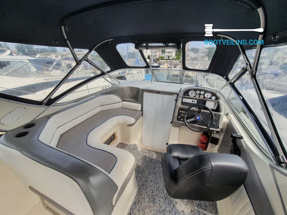 Polyester Speedboat Bayliner 2855 Ciera Sunbridge