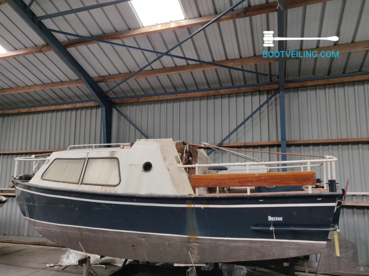 Steel Motorboat Doerak 650