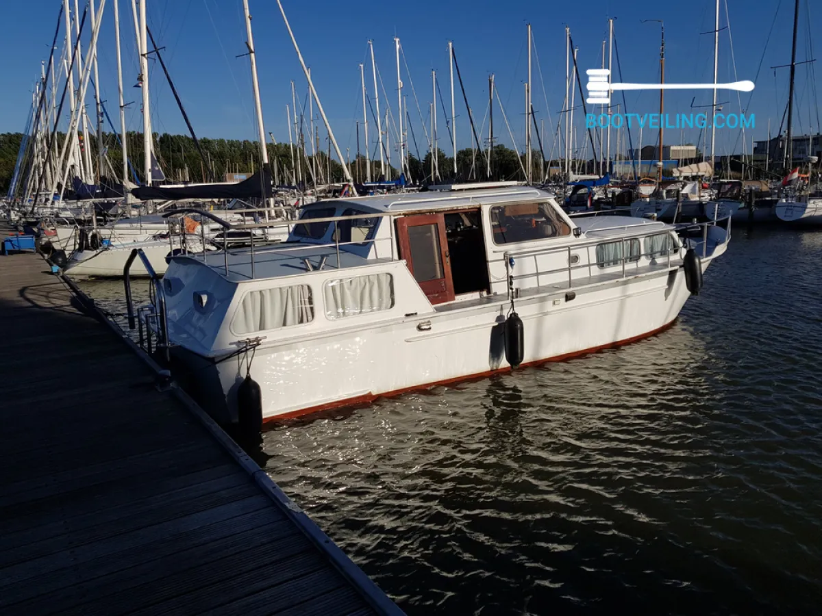 Steel Motorboat De Boer Old Dutch 33