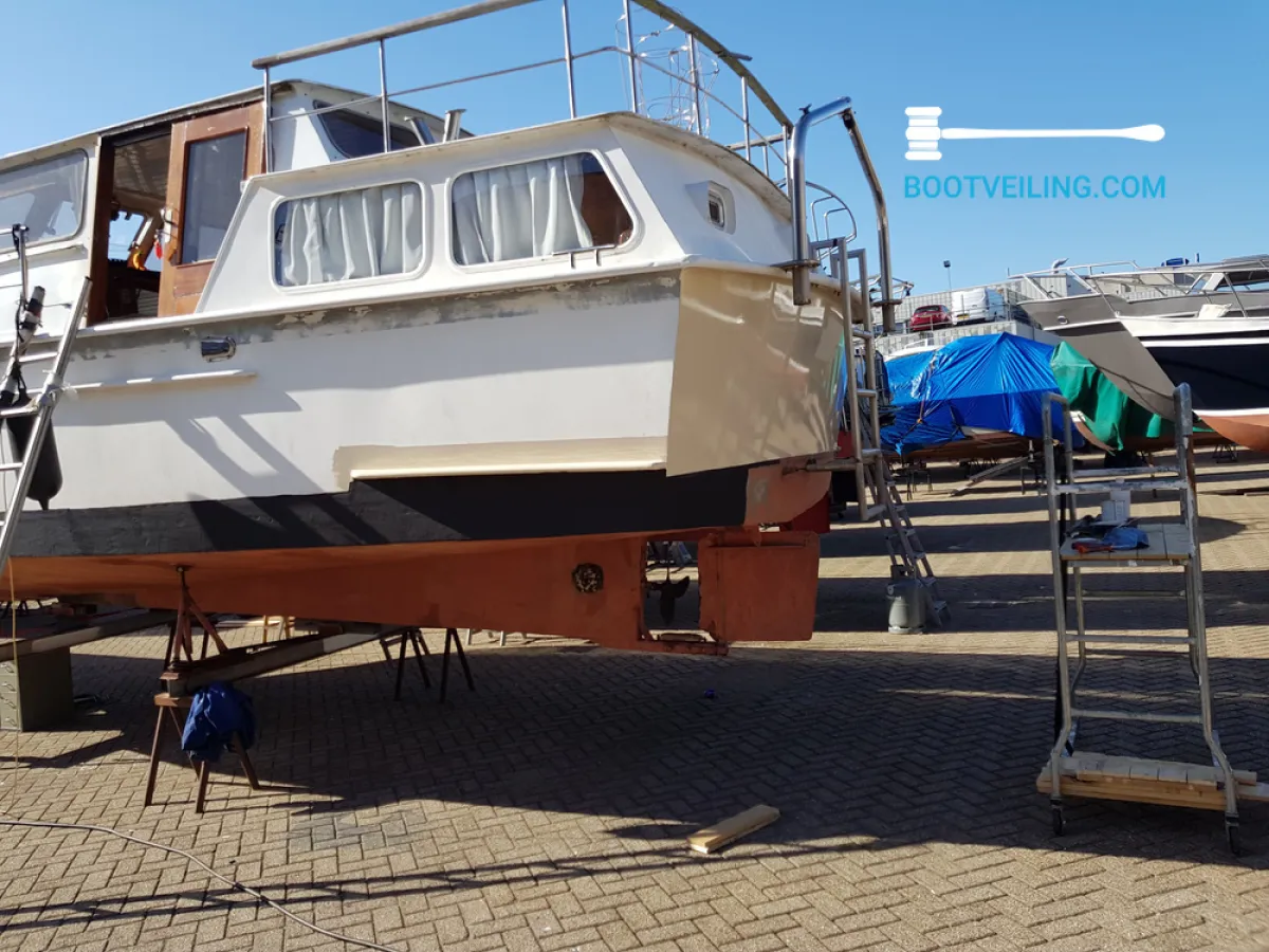 Steel Motorboat De Boer Old Dutch 33