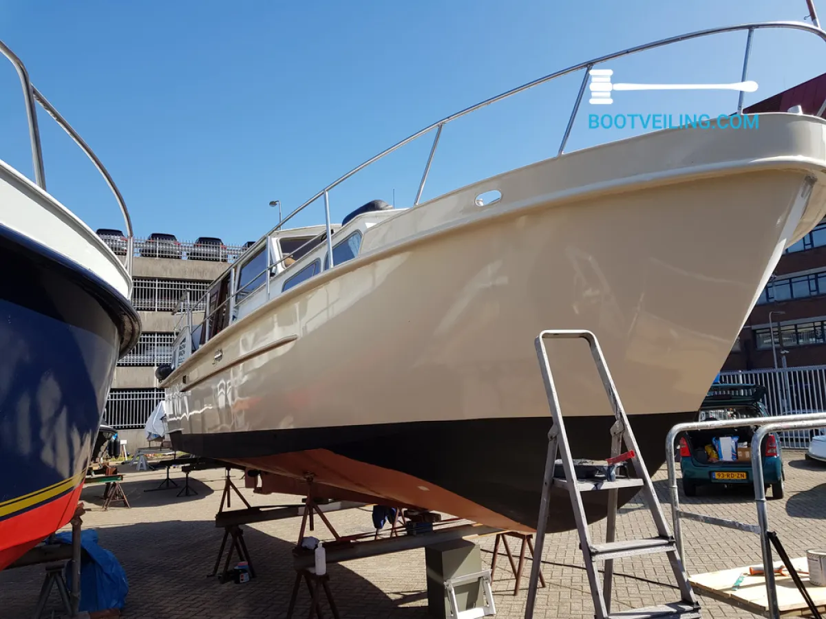 Steel Motorboat De Boer Old Dutch 33